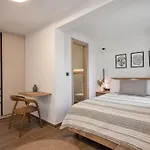 Casa 28 * خانيا